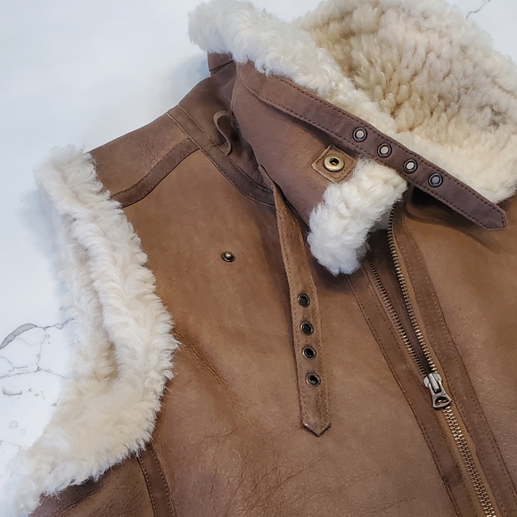 Polo Ralph Lauren Leather Shearling-lined Gilet - Picture 9 of 16